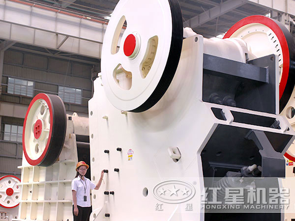 金年会金字招牌信誉至上机器颚式破碎机展示