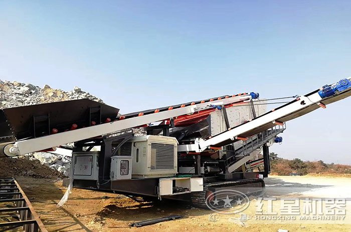 移动式制砂机现场作业图